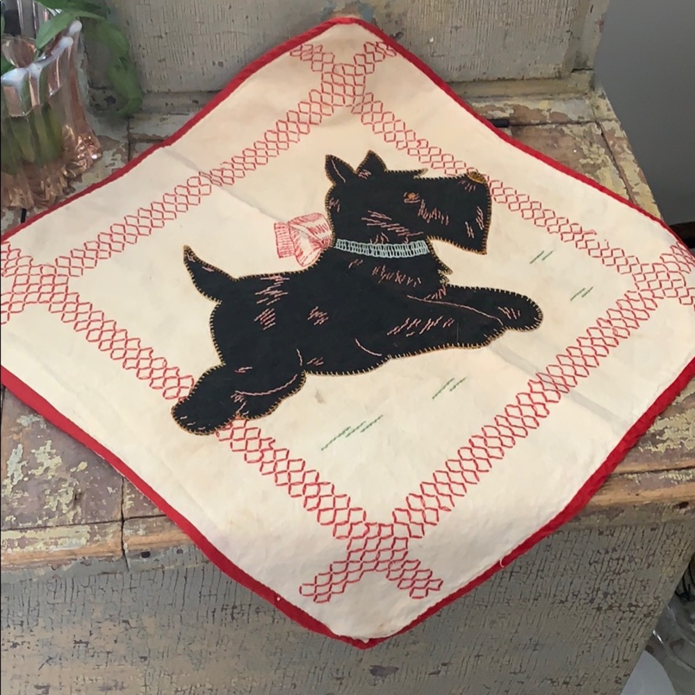 Vintage pillowcase Scottie Dog